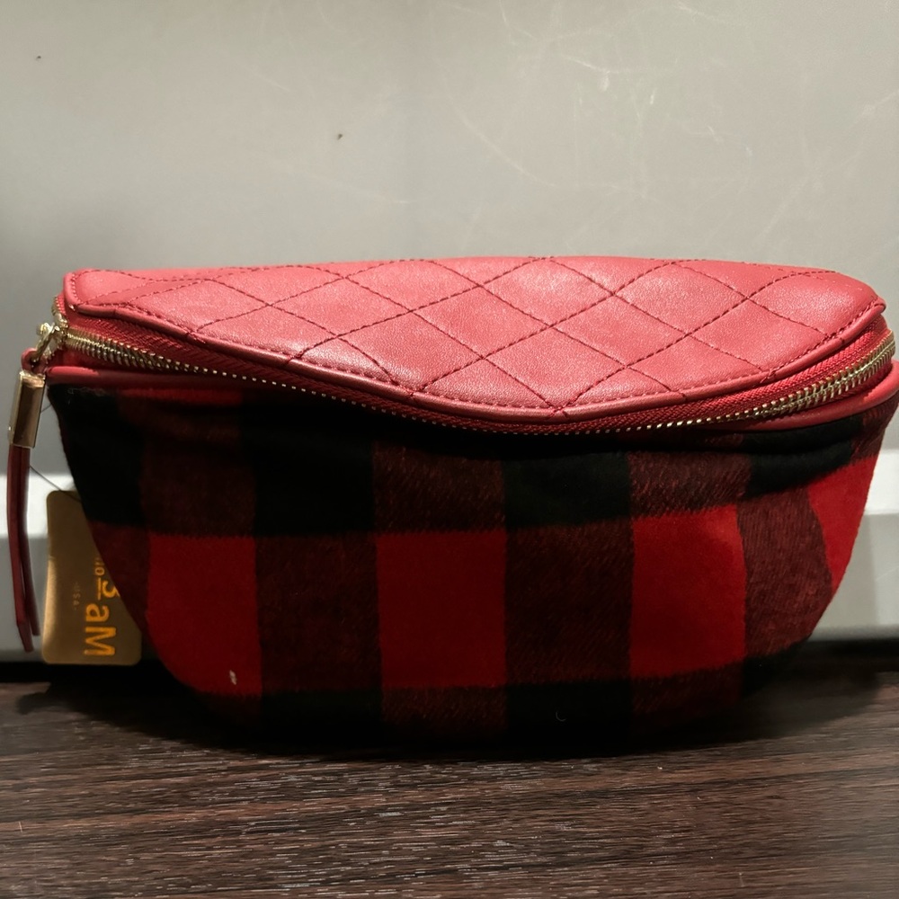 Fanny pack